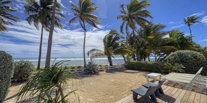 1.Location villa pied dans l'eau Saint François Guadeloupe_Plage des Raisins Clairs